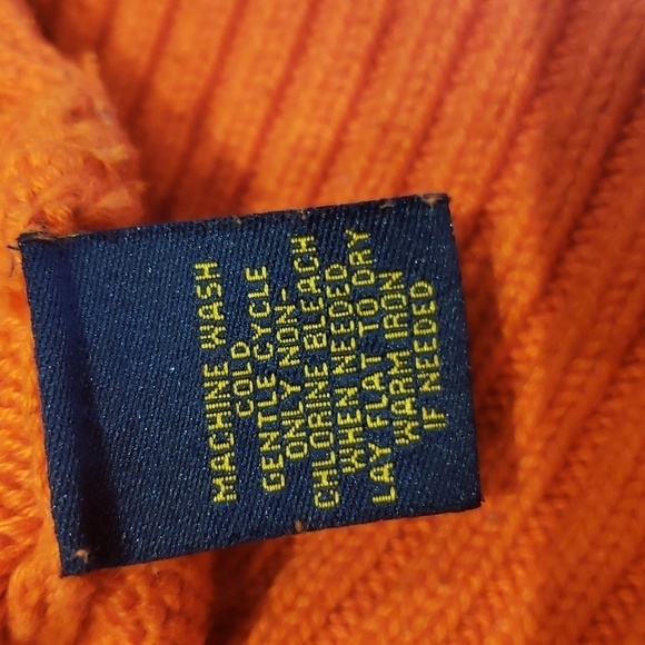 Ralph Lauren Women's Knit Sweater Pullover Gold clasp Women Small - Picture 6 of 13